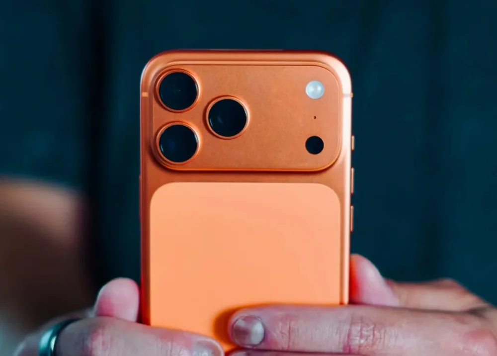 Apple âm thầm làm camera không quay video: Nước đi điên rồ hay chuẩn mực mới?
